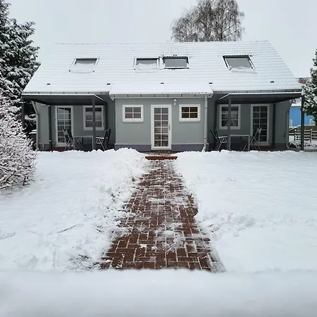 Usedom Familie Stopp Haus 24 Hundefreundlich Eingezaeunt Feriehus
