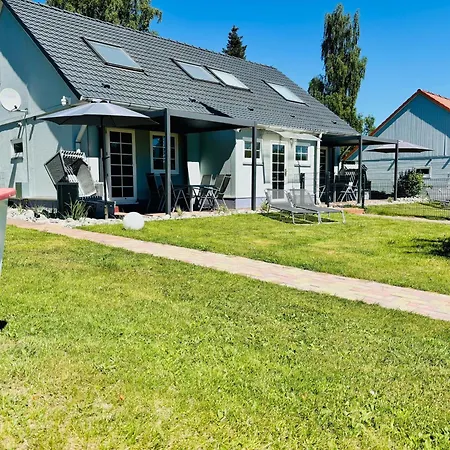 Usedom Familie Stopp Haus 24 Hundefreundlich Eingezaeunt Lutow